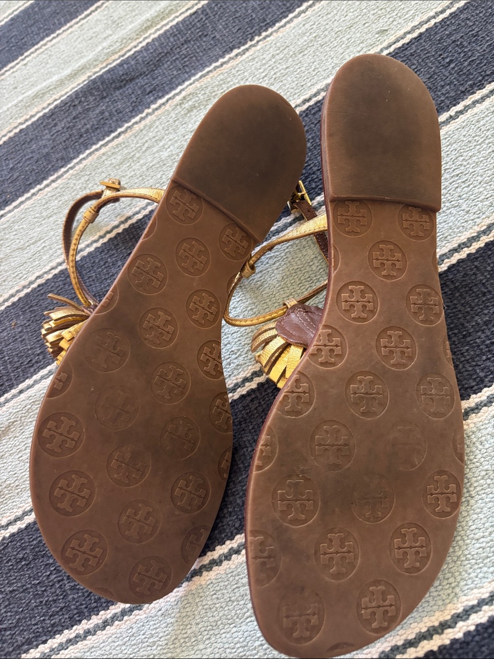 Tory Burch Cherilyn T Strap Sandals Gold size 9 - Picture 8 of 10